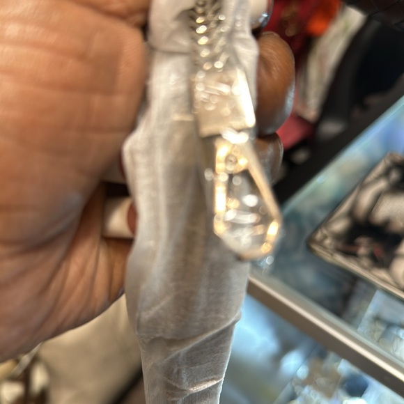 Chocolate handheld Handbag or shoulder strap can also be worn as a crossbody - Picture 9 of 12